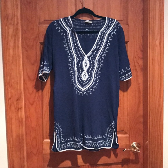 🌟Blue Embroidered Tunic/Cover Up - Picture 4 of 8